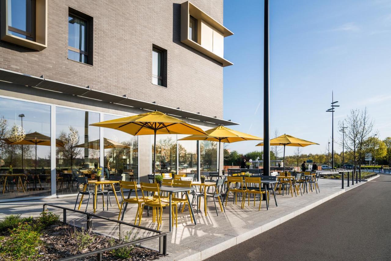 Ibis Styles Guyancourt Versailles Экстерьер фото