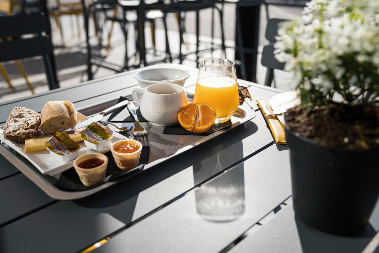 Ibis Styles Guyancourt Versailles Экстерьер фото
